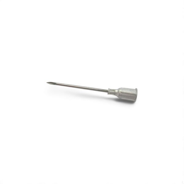 A close-up image of a 14g liquid culture needle featuring a stainless steel needle tip and a standard-sized hub.